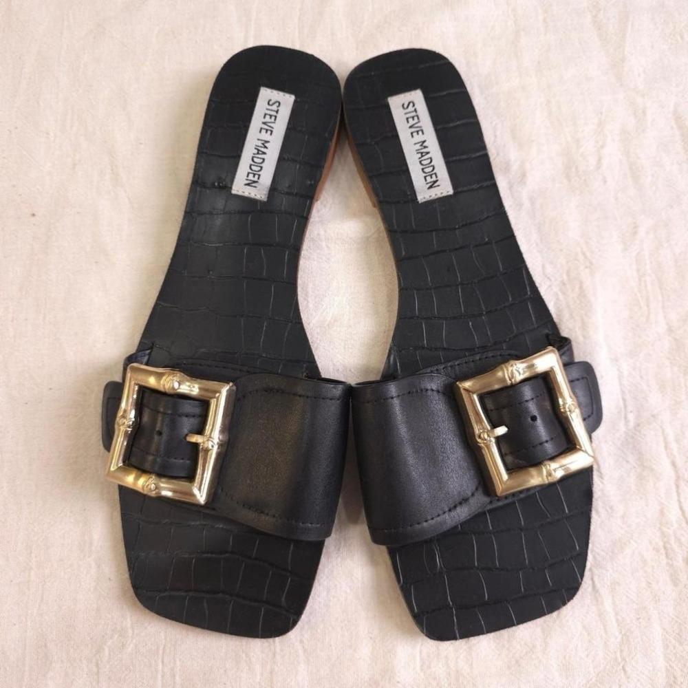Steve Madden farrah casual flats slide sandals black croc buckle - Size 8.5